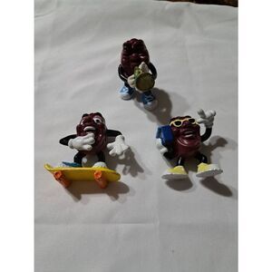 3 Vintage 1988 Applause California Raisin Figurine Toy Skate Board Horn Boom Box